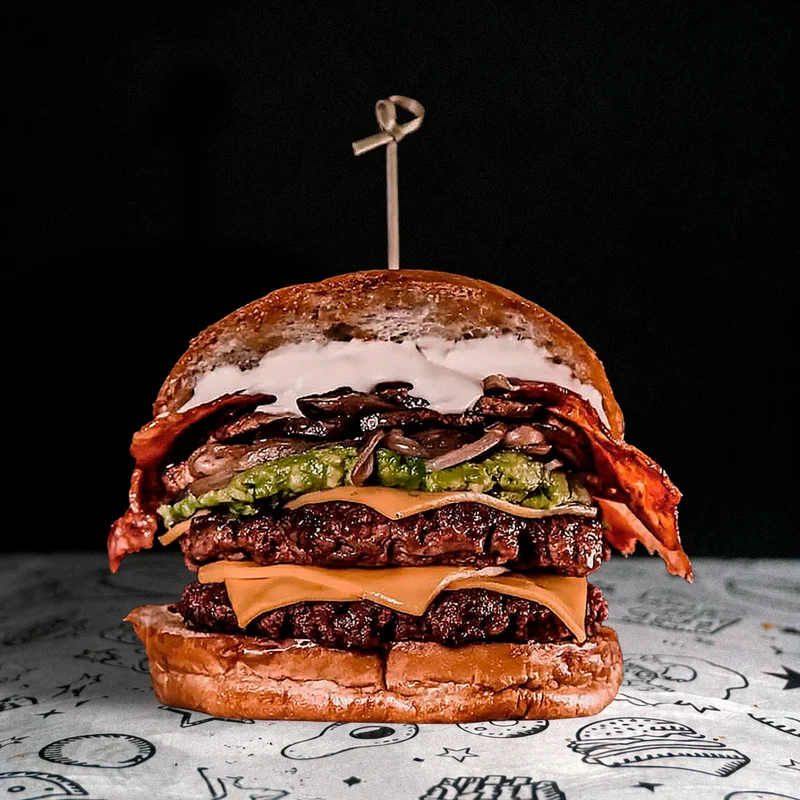 Sándwich Mechada Champiluco